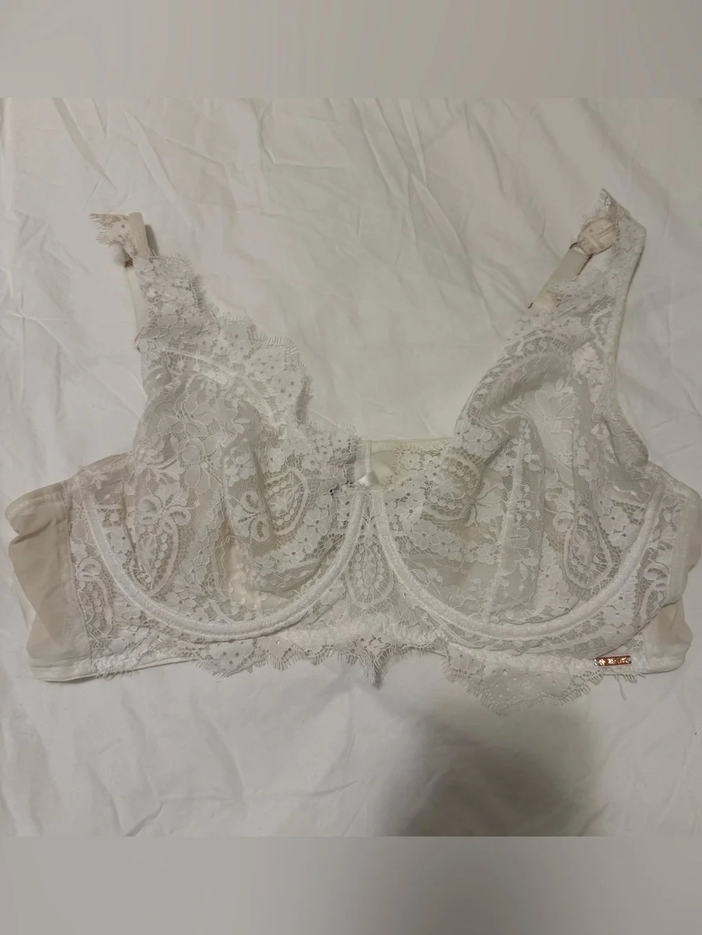 46C Figleaves Curve Lace White Bra with High Apex